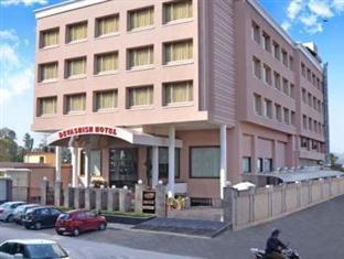 Hotel Devashish Haldwāni Екстериор снимка